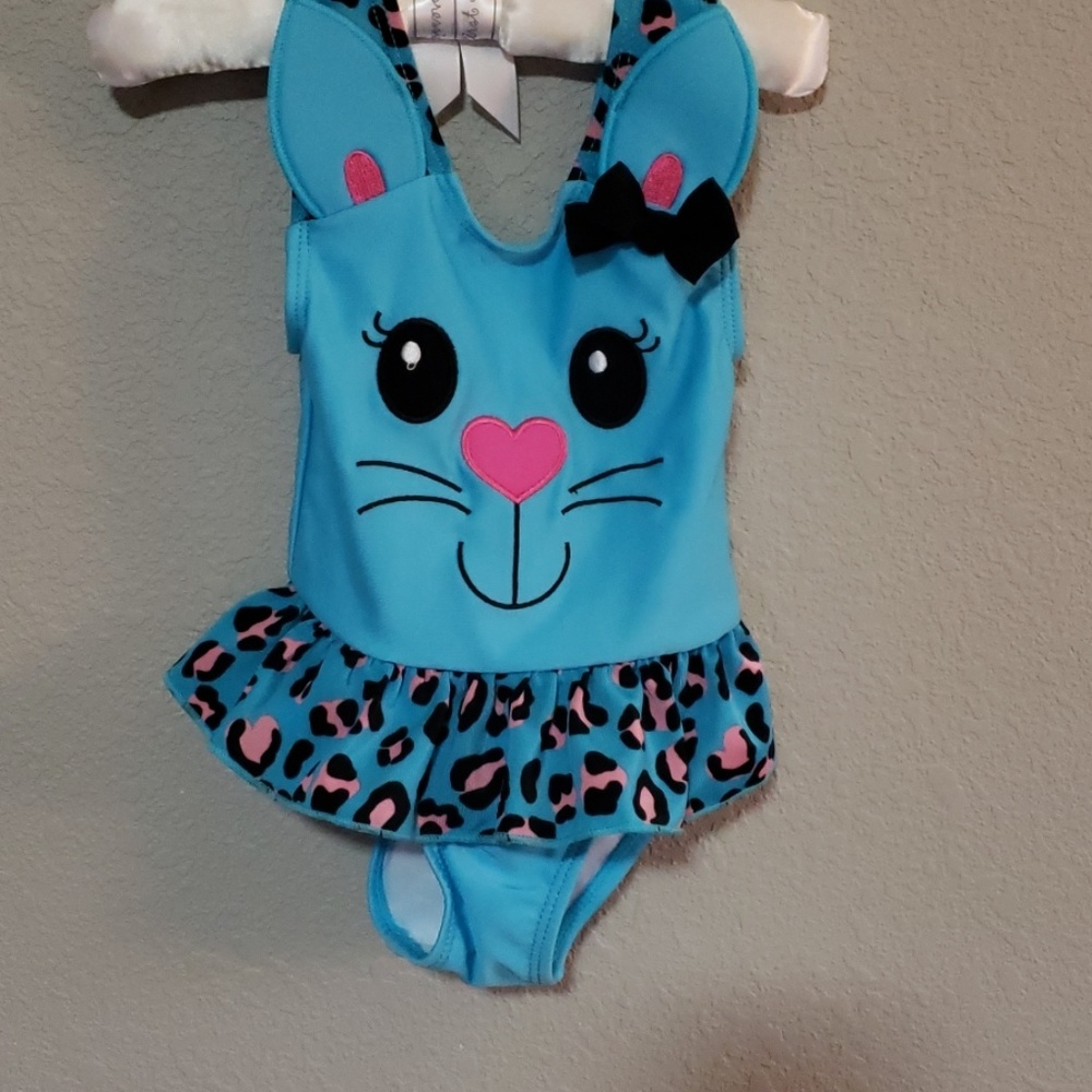 Swimming suit
